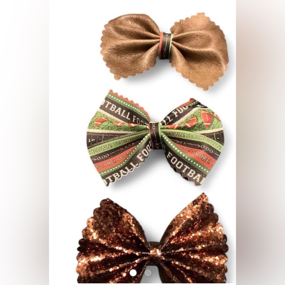 Football Themed dog collar Bow Set for your pup